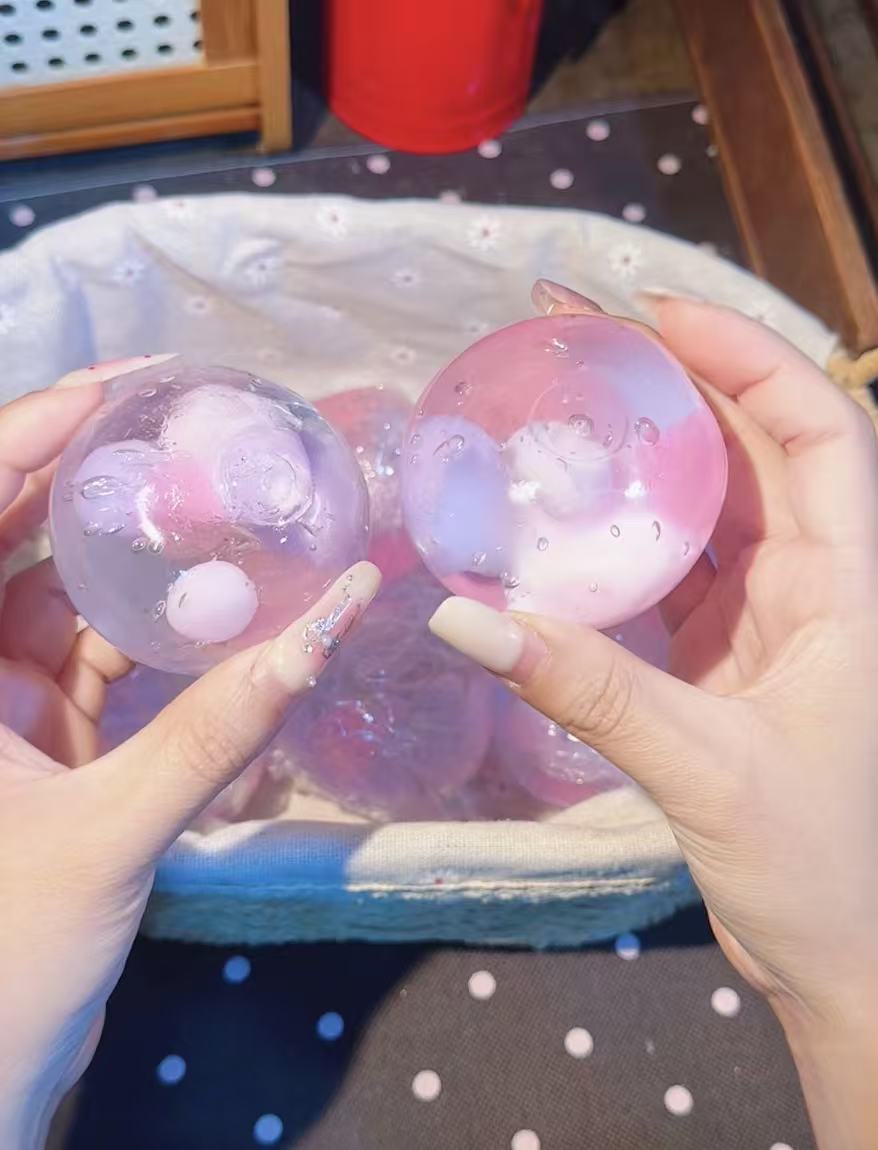 Wax cracking balls
